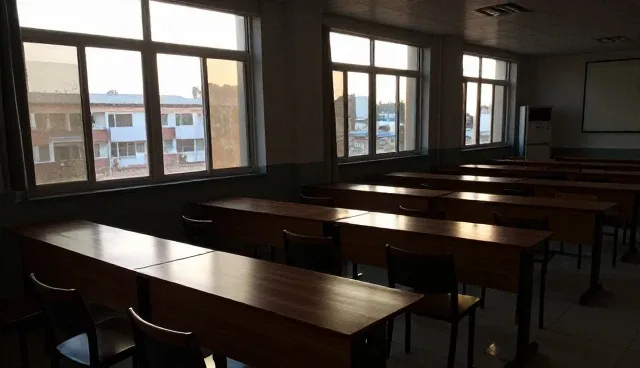 设计课程在不同场景中的实际应用与适配策略